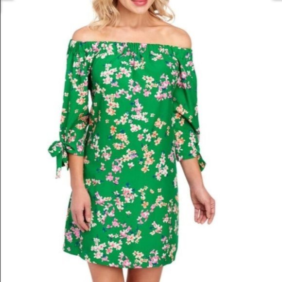 Vince Camuto Dresses & Skirts - Vince Camuto Floral off the shoulder dress Size 10